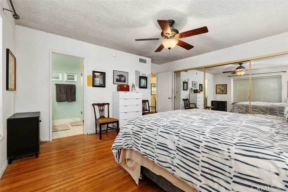 23349 Schoenborn Street West Hills, CA 91304