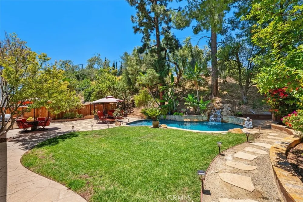 23349 Schoenborn Street West Hills, CA 91304