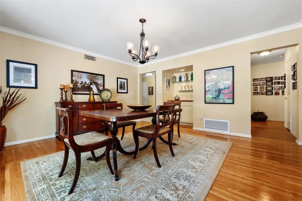 23349 Schoenborn Street West Hills, CA 91304