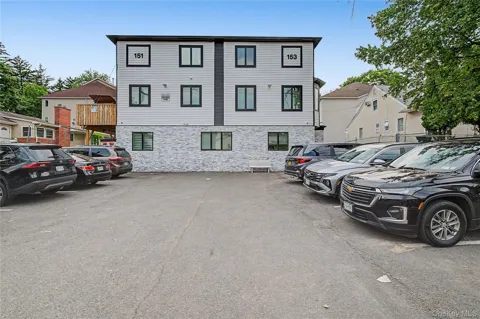 151 Blauvelt #214