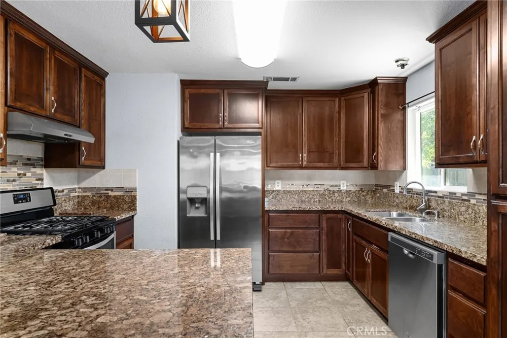 1033 Date Street Orland, CA 95963