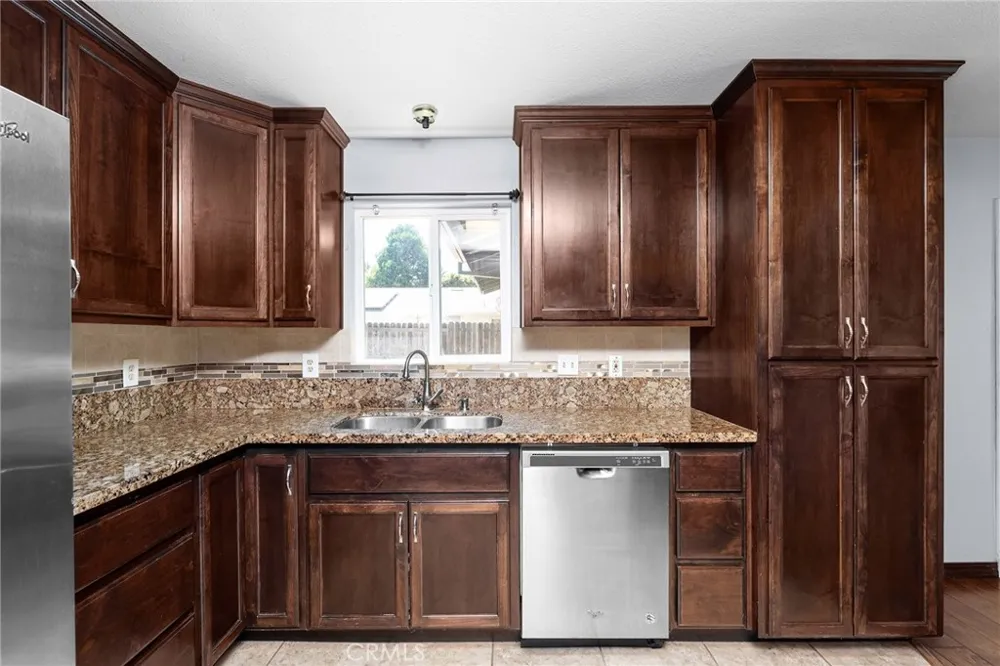 1033 Date Street Orland, CA 95963