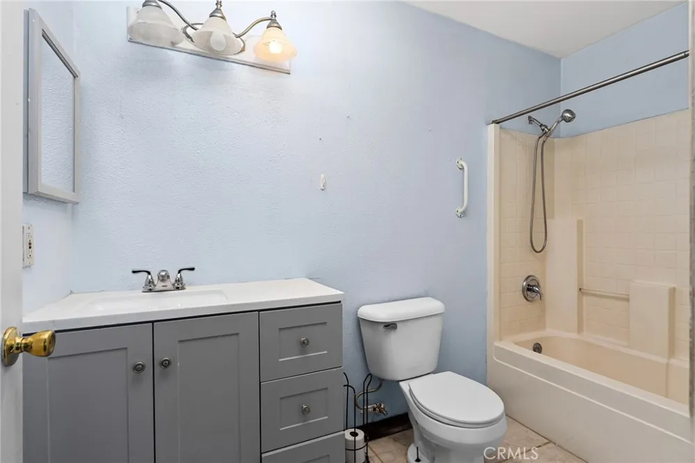 1033 Date Street Orland, CA 95963