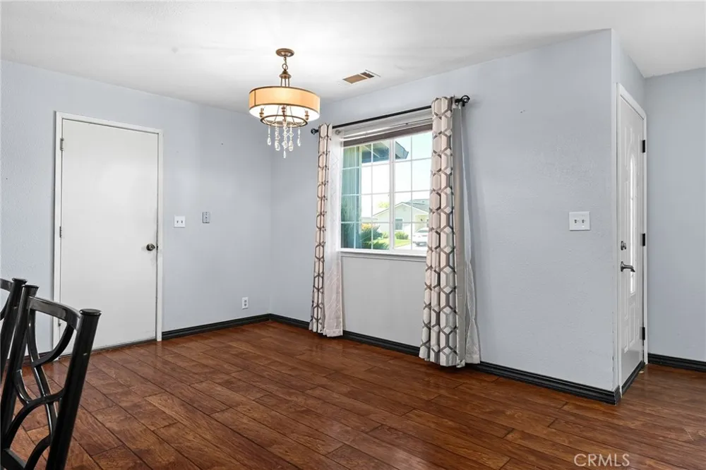 1033 Date Street Orland, CA 95963