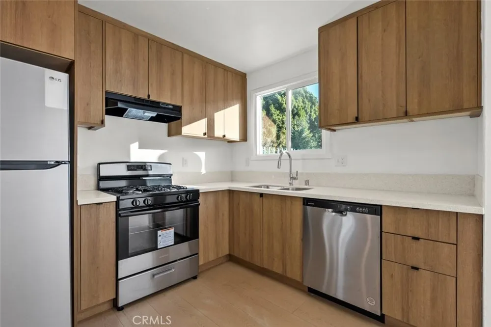 6661 Beck Avenue North Hollywood, CA 91606