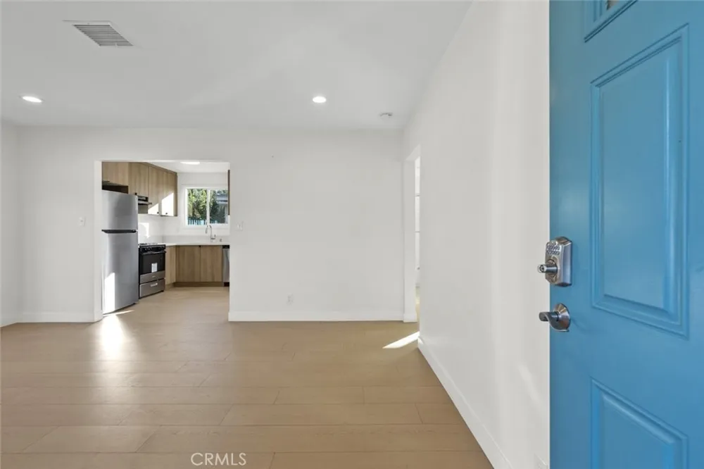 6661 Beck Avenue North Hollywood, CA 91606