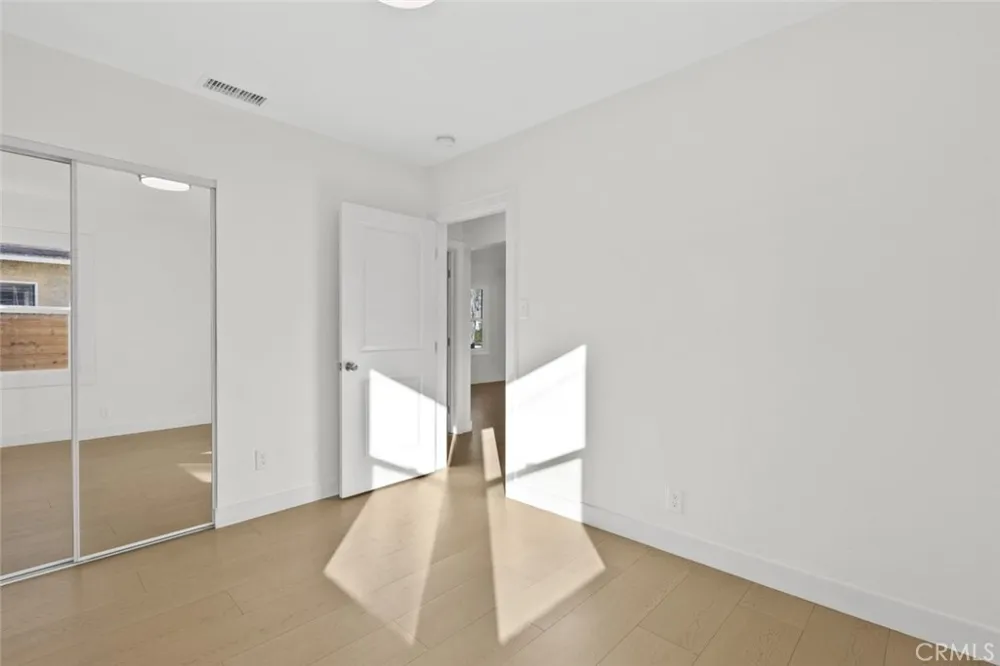 6661 Beck Avenue North Hollywood, CA 91606