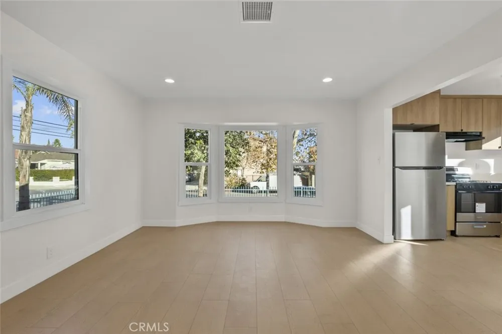6661 Beck Avenue North Hollywood, CA 91606