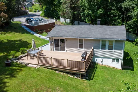 18 Worthington Drive W