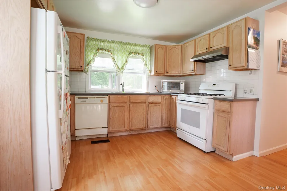 18 Worthington Drive W Carmel, NY 10512