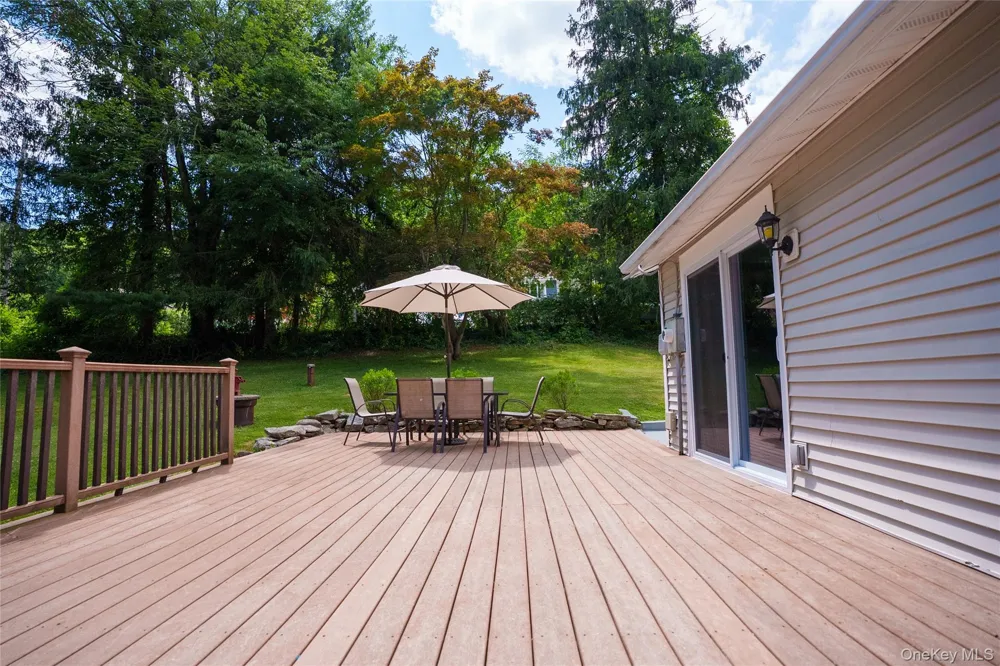 18 Worthington Drive W Carmel, NY 10512