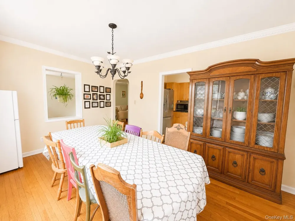 8018 217th Hollis Hills, NY 11427