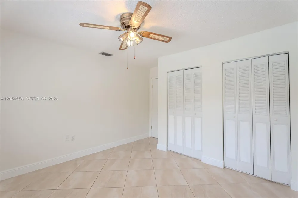 2431 SW 124th Ave Miami, FL 33175