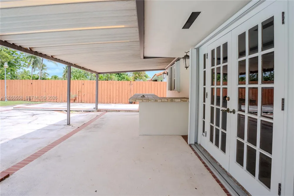 2431 SW 124th Ave Miami, FL 33175