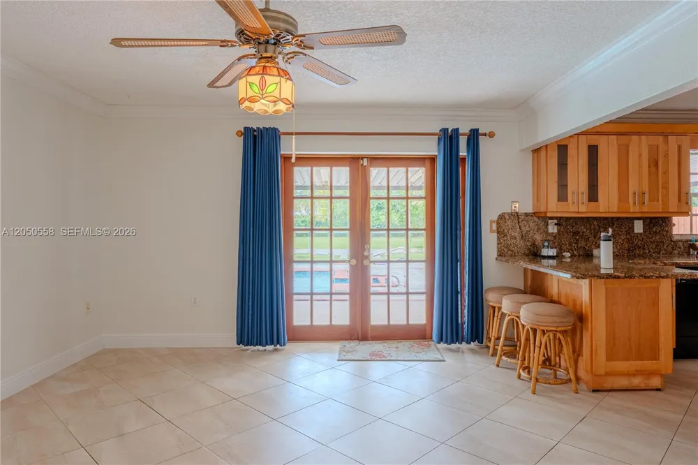 2431 SW 124th Ave Miami, FL 33175