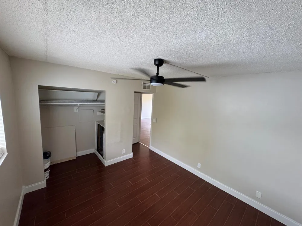 725 Hummingbird Way #210 North Palm Beach, FL 33408