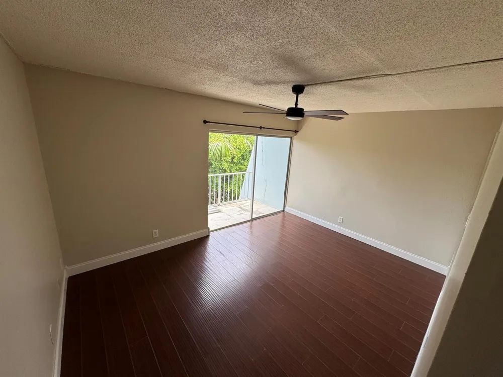 725 Hummingbird Way #210 North Palm Beach, FL 33408