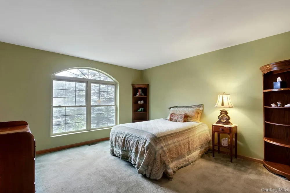 188 Hoyt Street Port Ewen, NY 12466