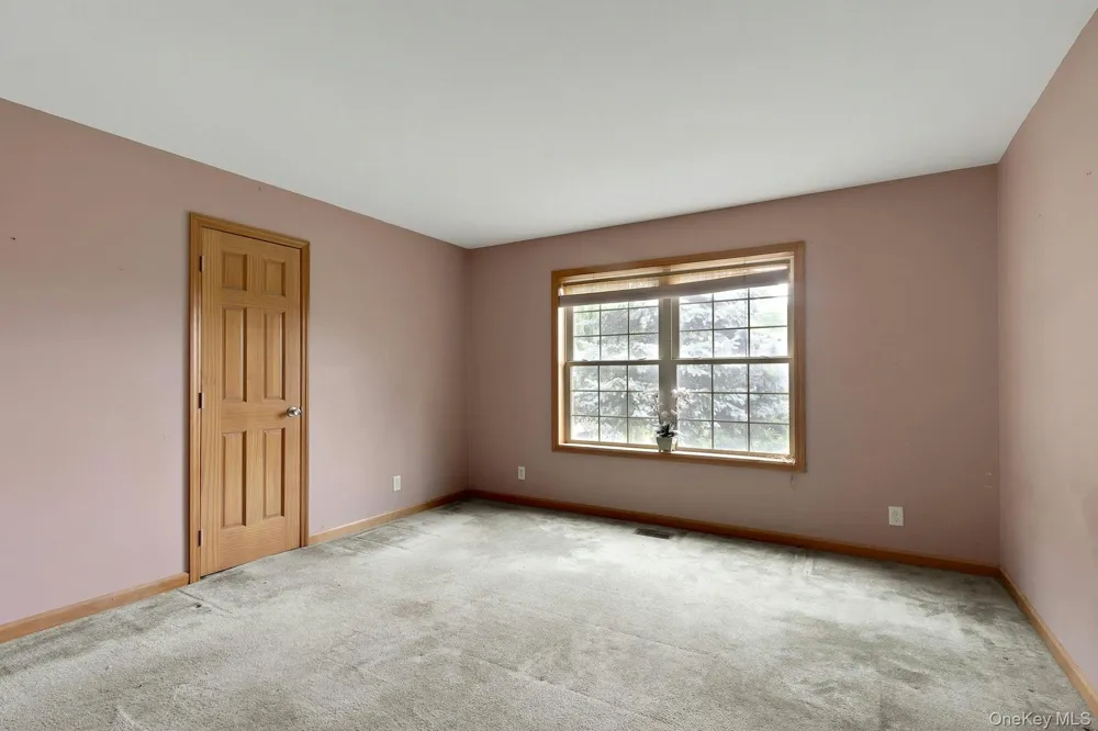 188 Hoyt Street Port Ewen, NY 12466