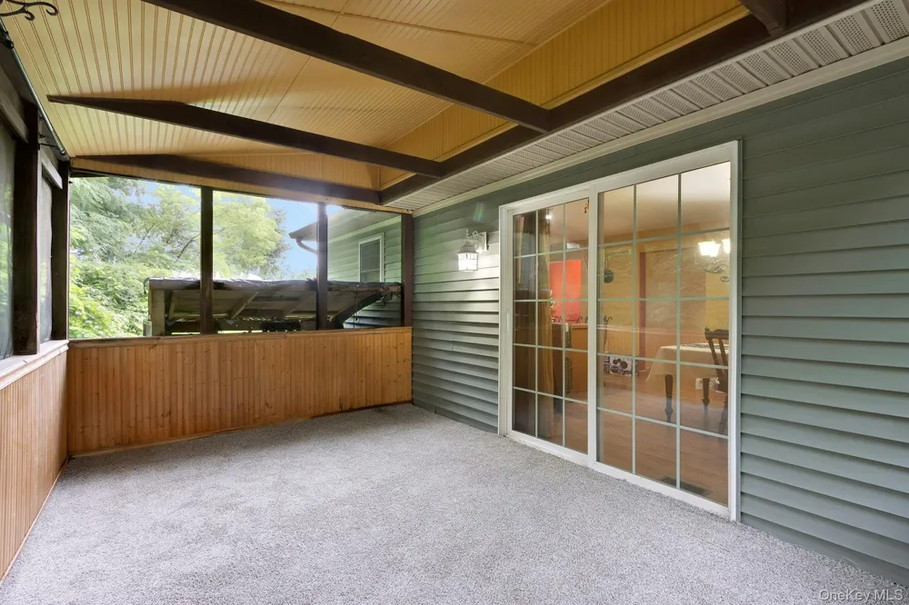 188 Hoyt Street Port Ewen, NY 12466