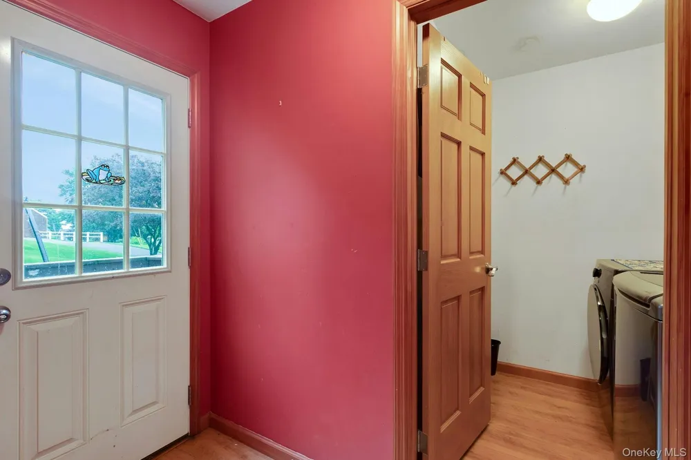 188 Hoyt Street Port Ewen, NY 12466