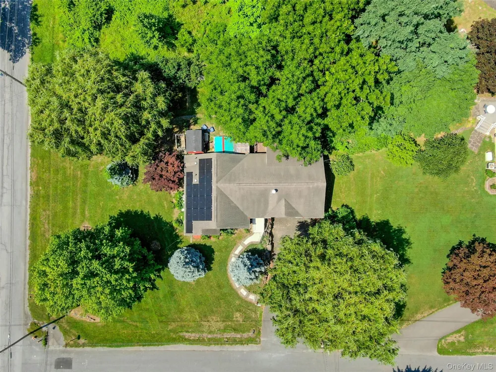 188 Hoyt Street Port Ewen, NY 12466