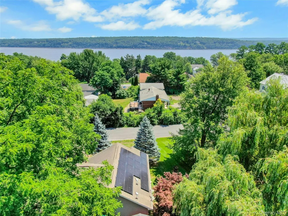 188 Hoyt Street Port Ewen, NY 12466