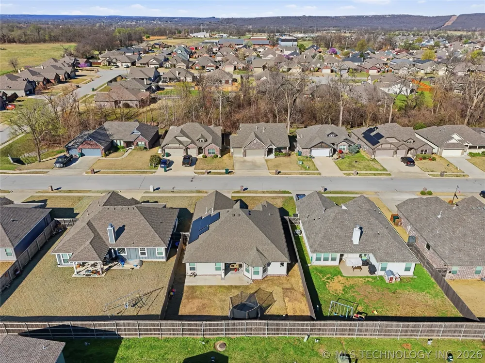5421 Skylane Drive Sand Springs, OK 74063