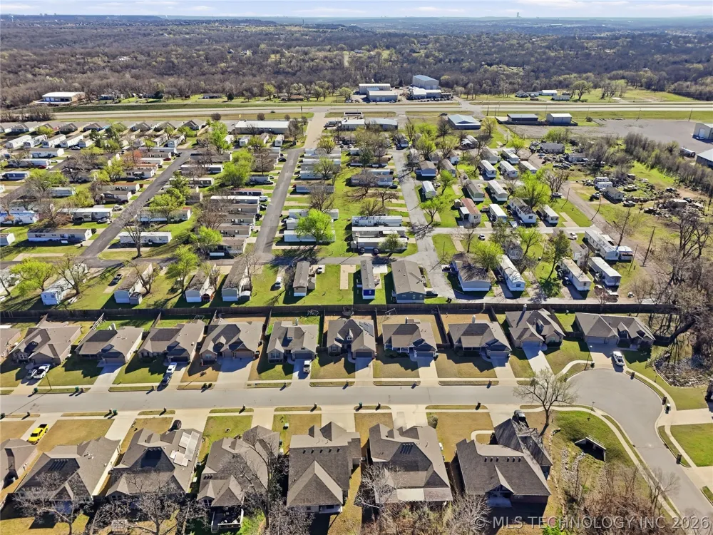 5421 Skylane Drive Sand Springs, OK 74063