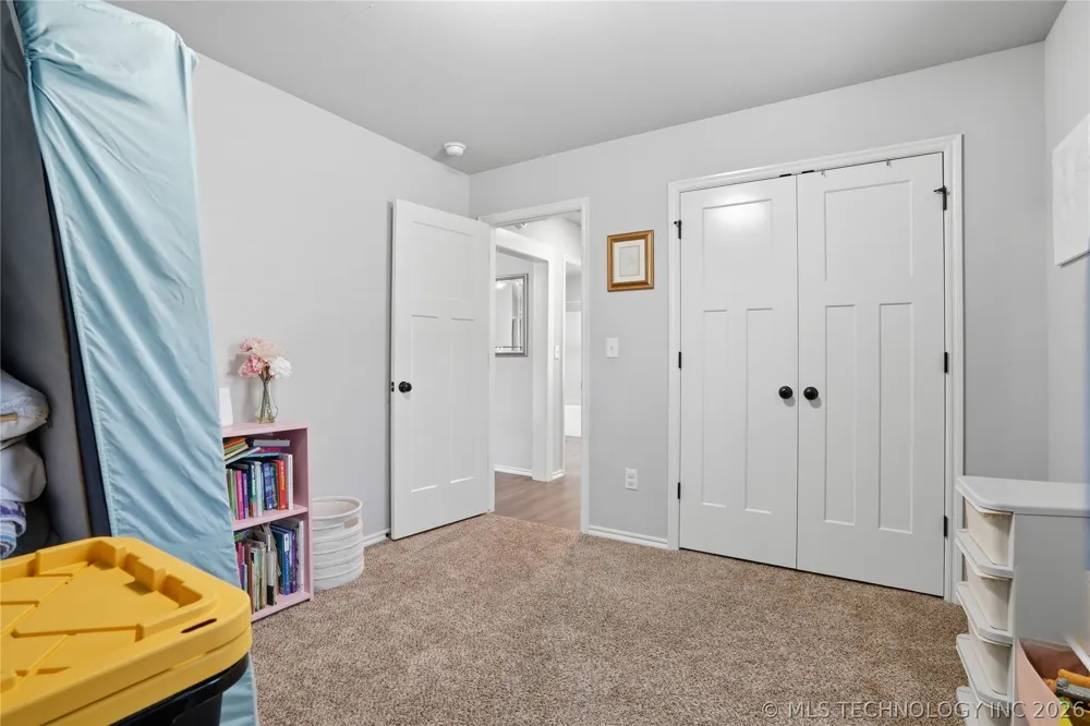5421 Skylane Drive Sand Springs, OK 74063