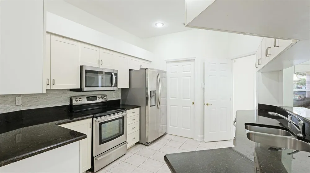 534 OAK BAY DRIVE Osprey, FL 34229