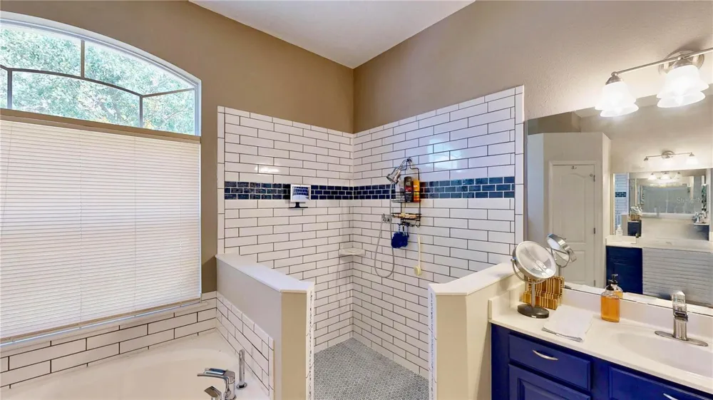 9101 WOODBRIDGE OAK TERRACE Orlando, FL 32825