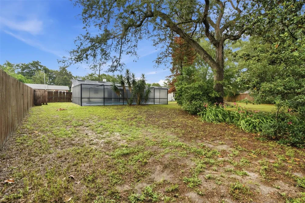 147 COLOMBA ROAD Debary, FL 32713
