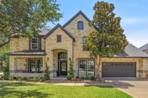 2700 Lothian Drive
