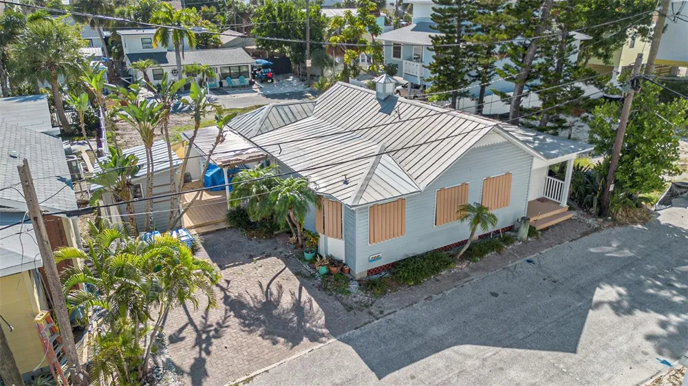 125 95TH AVENUE Treasure Island, FL 33706