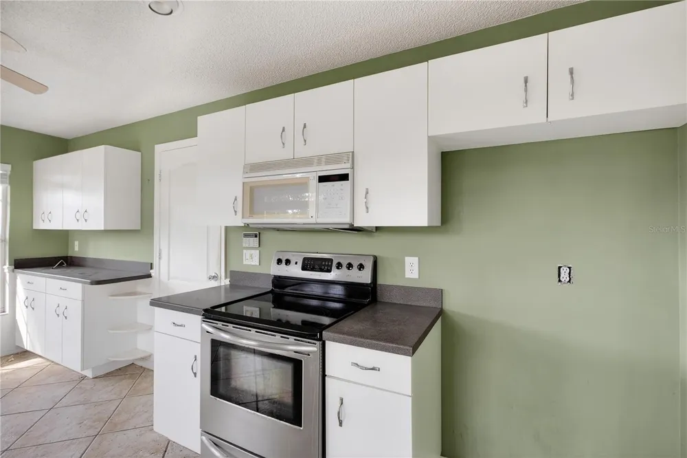 1803 ASHLEY DRIVE Venice, FL 34292
