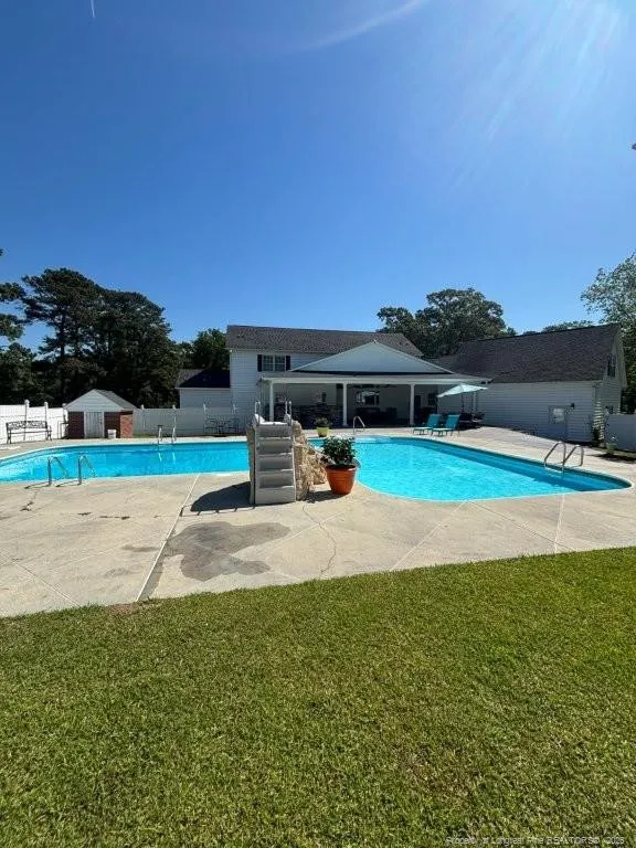 3744 NC HWY 210 Highway Harrells, NC 28444