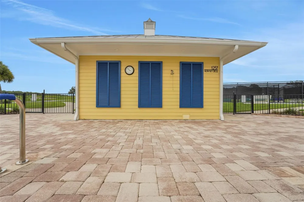 1026 FIESTA KEY CIRCLE Lady Lake, FL 32159