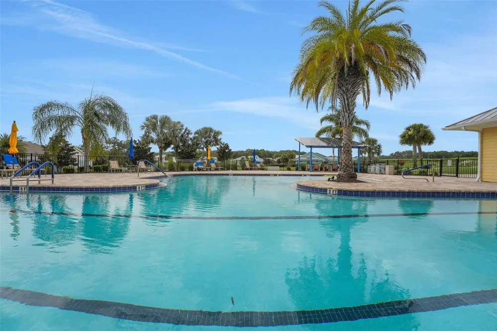 1026 FIESTA KEY CIRCLE Lady Lake, FL 32159