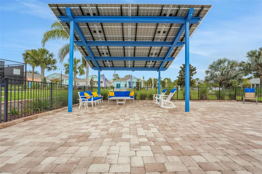 1026 FIESTA KEY CIRCLE Lady Lake, FL 32159