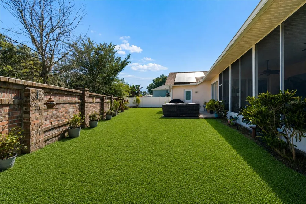 9002 TARAWYND CT Odessa, FL 33556