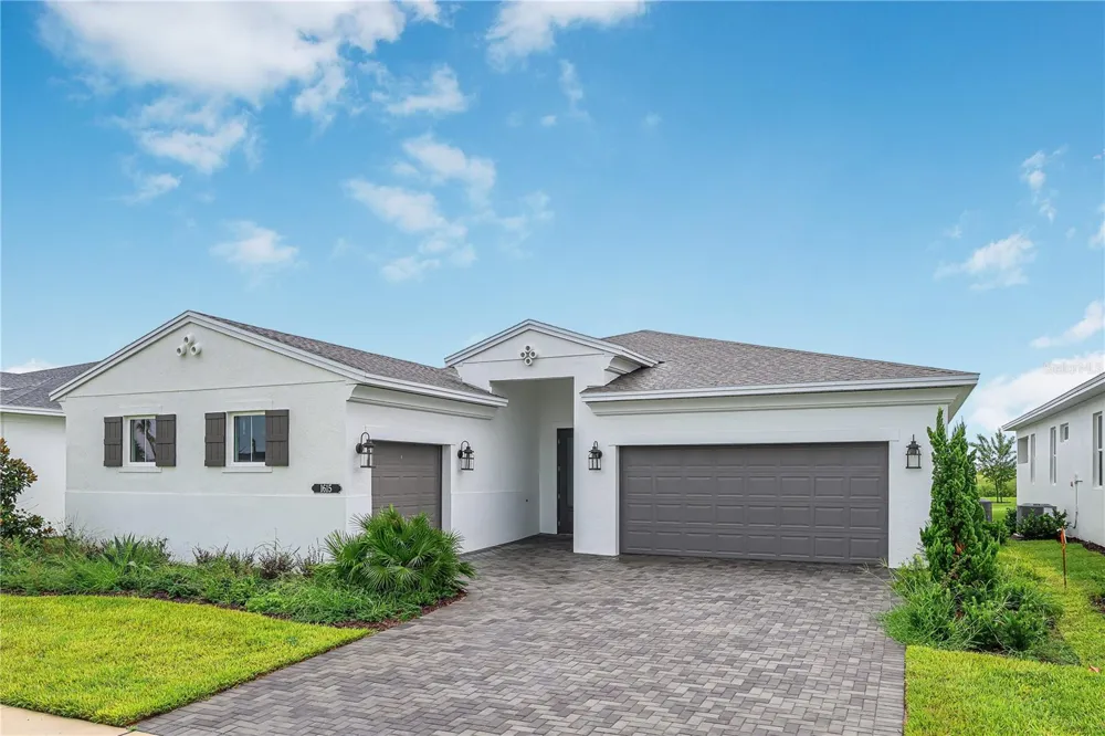 1615 BELLAGIO LOOP Tavares, FL 32778