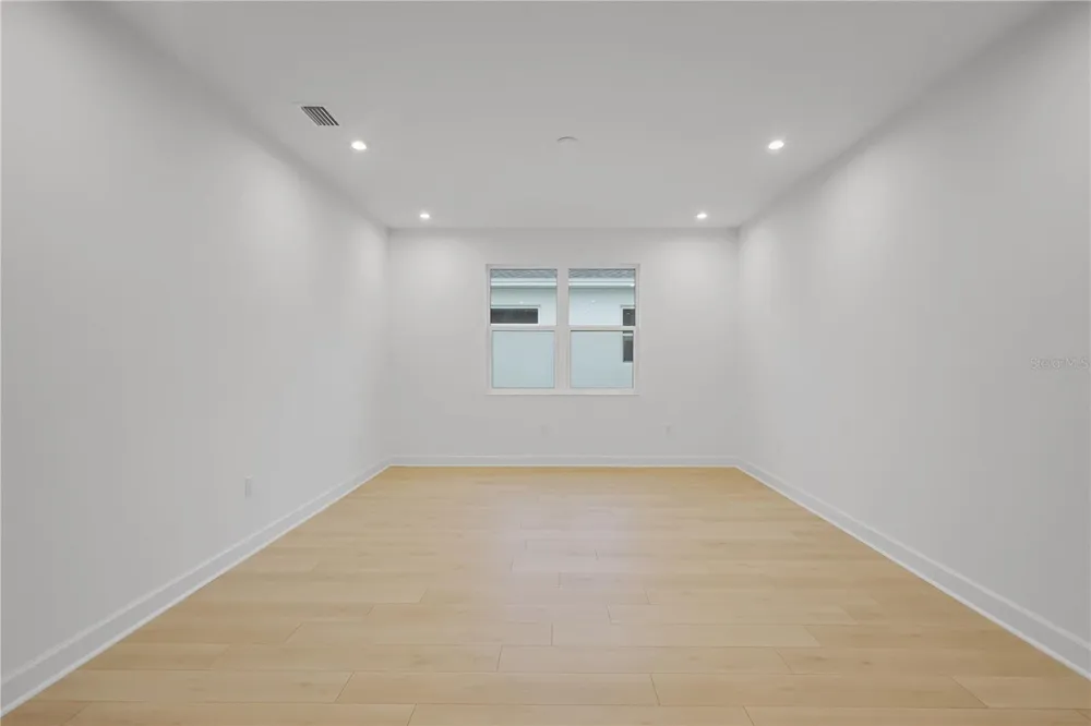 1615 BELLAGIO LOOP Tavares, FL 32778