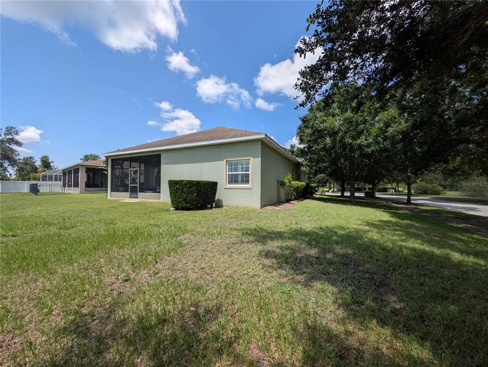 3214 NEEDLEGRASS LANE Harmony, FL 34773