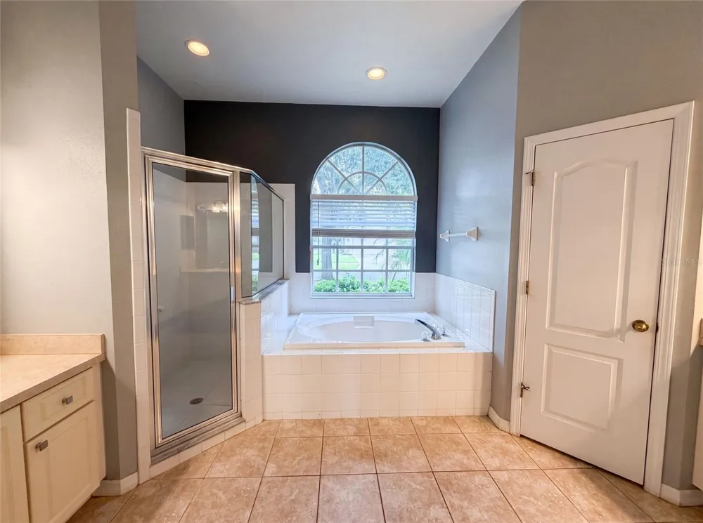 222 TAYLOR BAY LANE Brandon, FL 33510