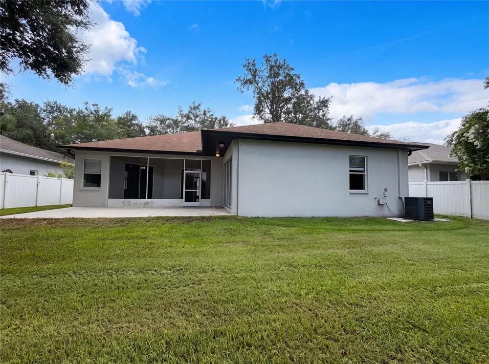 222 TAYLOR BAY LANE Brandon, FL 33510