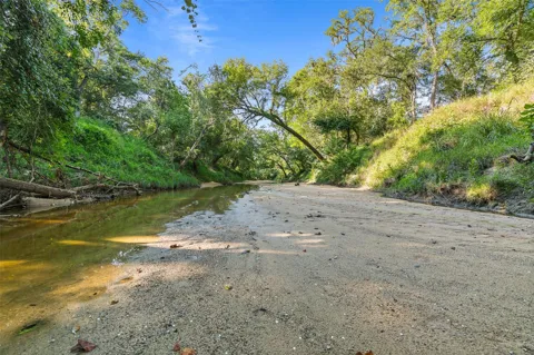 7462 County Road 284