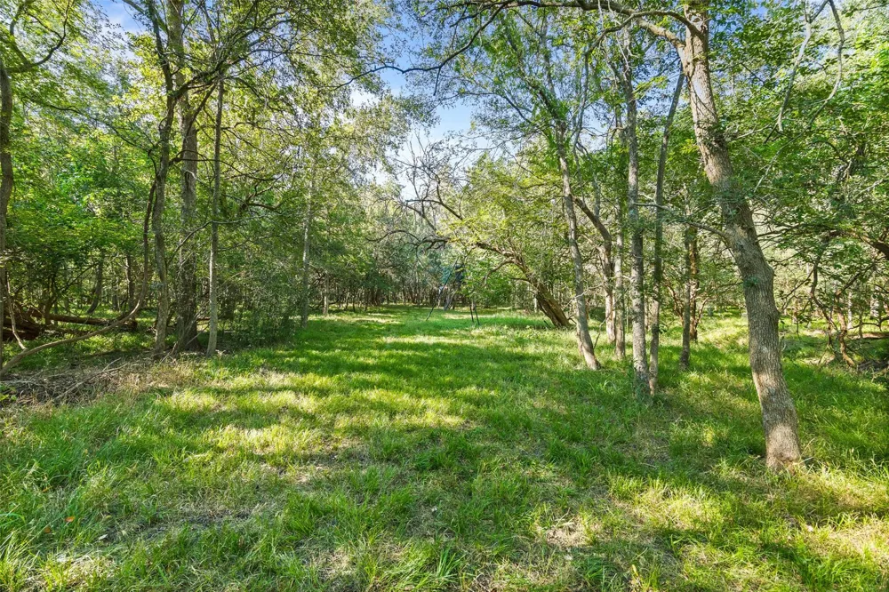 7462 County Road 284 Edna, TX 77957