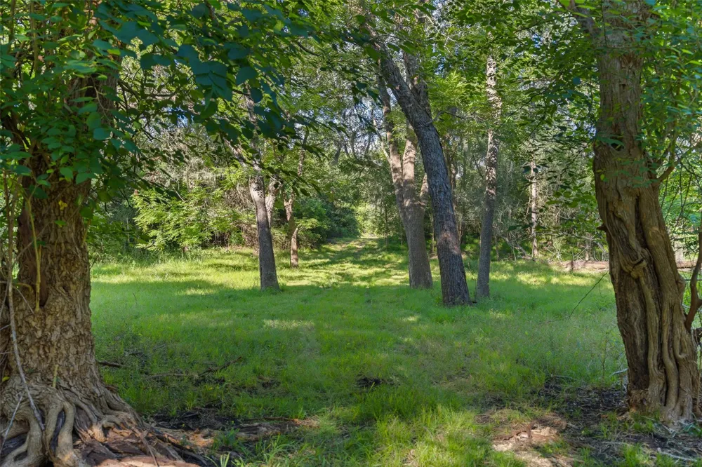 7462 County Road 284 Edna, TX 77957