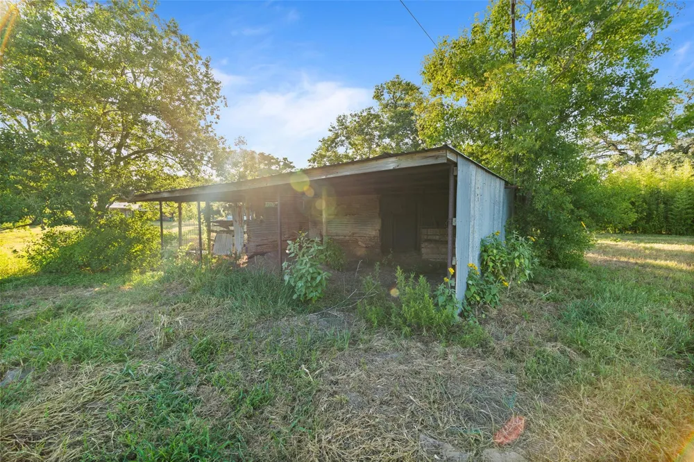 7462 County Road 284 Edna, TX 77957